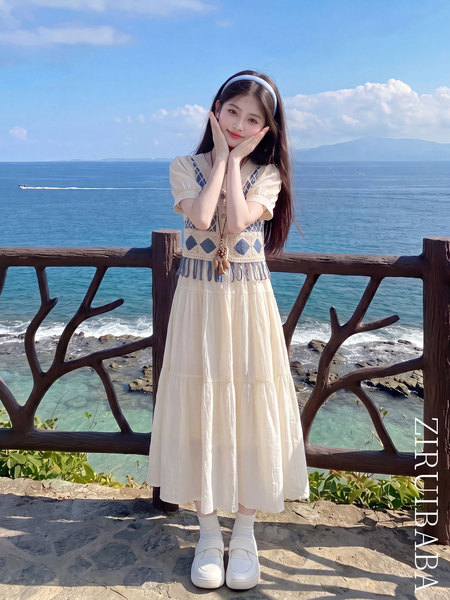 女大童连衣裙2026新款夏季海边度假裙初中生女孩波西米亚风套装裙