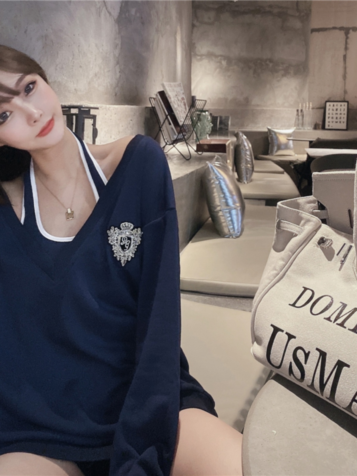 PANYAN STUDIO AUTUMN AND WINTER NEW LOOSE SEXY HALTERNECK SMALL SUSPENDER TWO-PIECE TOP V-NECK SWEATSHIRT WOMEN