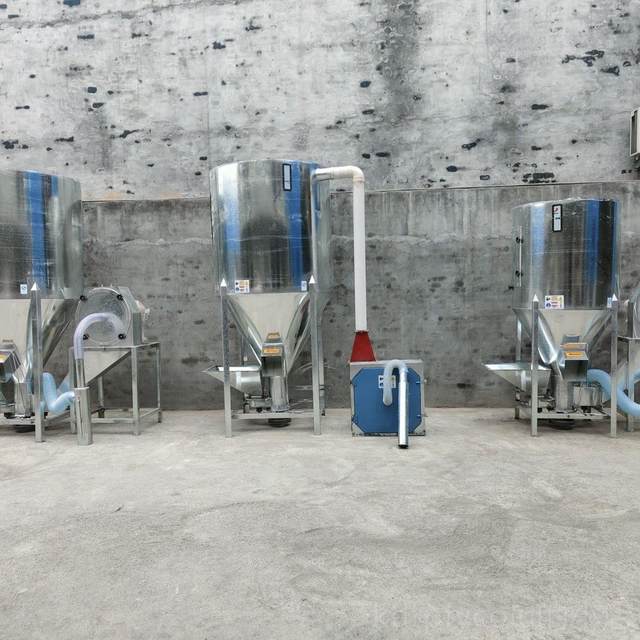 Genuine household vertical 300kg 5 crushed 00g 1 material 000kg dust-free self-priming k feed mixing powder integrated machine mixer