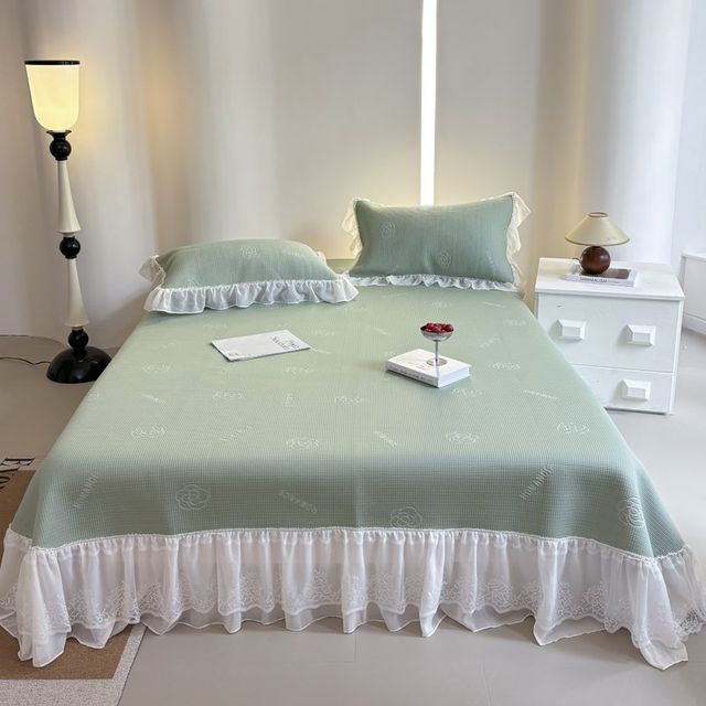 French romantic lace lace ice silk mat three-piece set summer G cool air conditioning mat princess style bed sheet skirt