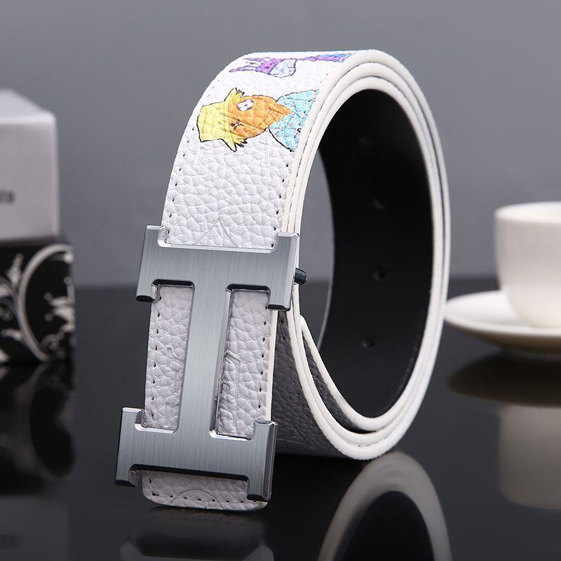 2024 NEW MENS BELT HIGH VALUE SMOOTH BUCKLE V LETTER BELT YOUTH CARTOON PANTS BELT TREND BELT
