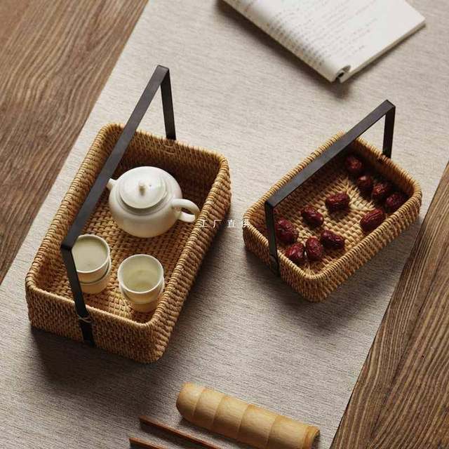 New Chinese Vietnamese rattan iron art basket refreshment fruit plate bread fruit basket desktop storage basket retro storage basket