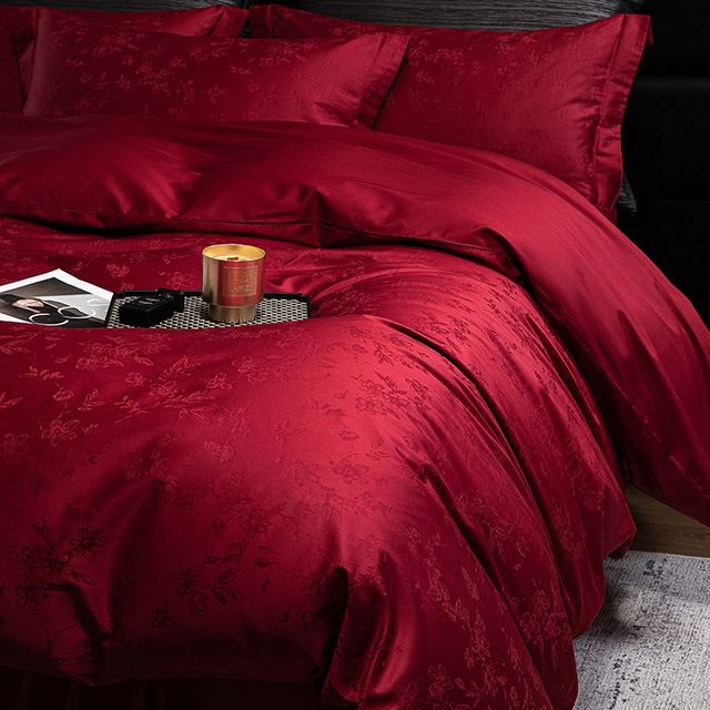 Light luxury wedding four-piece set 100S long velvet cotton jacquard quilt cover burgundy bed sheet wedding bedding