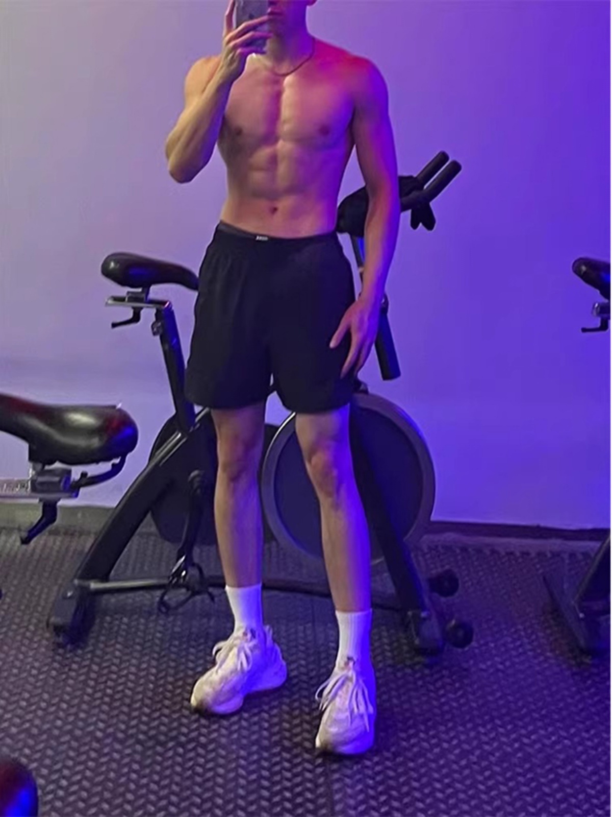 GYM BLACK ICE SILK QUICK-DRY 3 THREE FOUR POINTS SHORTS MENS ICE SENSE SQUAT BASKETBALL SPORTS SOCCER 4 POINTS PANTS SUMMER