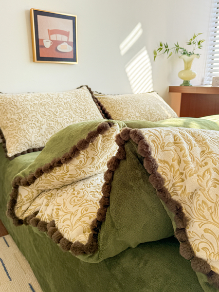 轻奢雕花牛奶绒加厚床上四件套加绒珊瑚法兰绒床单毛绒被套三件套