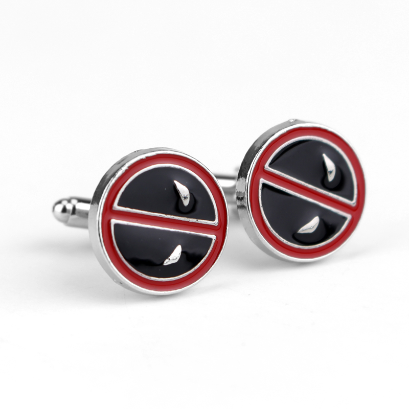 EUROPEAN AND AMERICAN MOVIES: AVENGERS CRESTS CUFFLINKS IRON MAN SPIDER-MAN CAPTAIN AMERICA MASK CUFFS