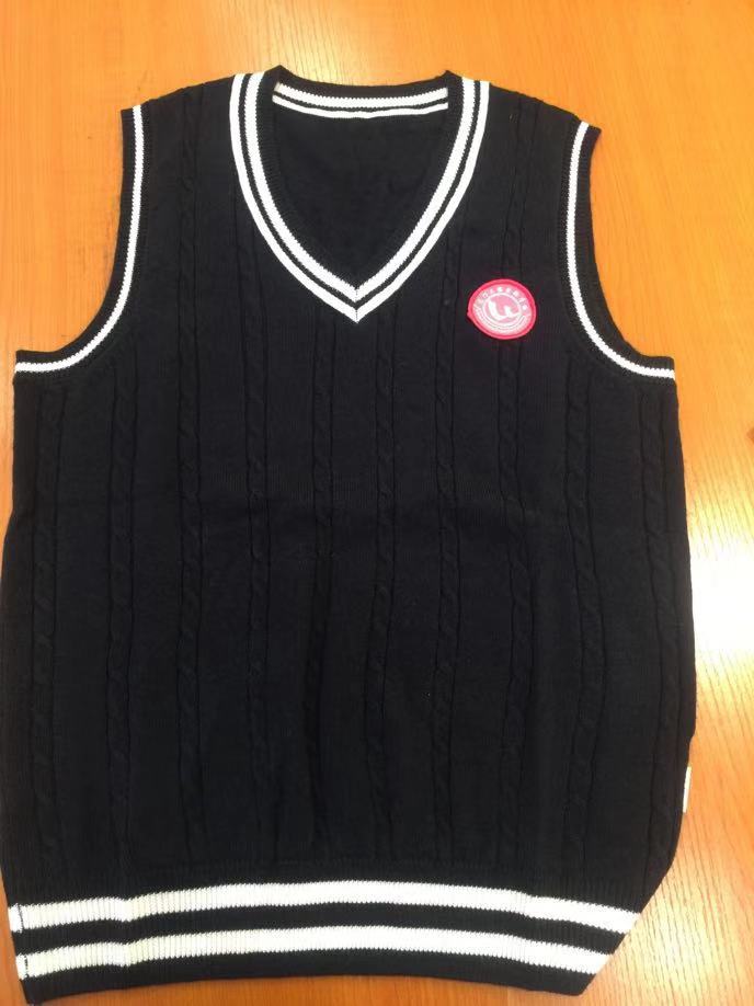 XIAMEN WUYUAN EXPERIMENTAL MIDDLE SCHOOL GIRLS WINTER UNIFORMS