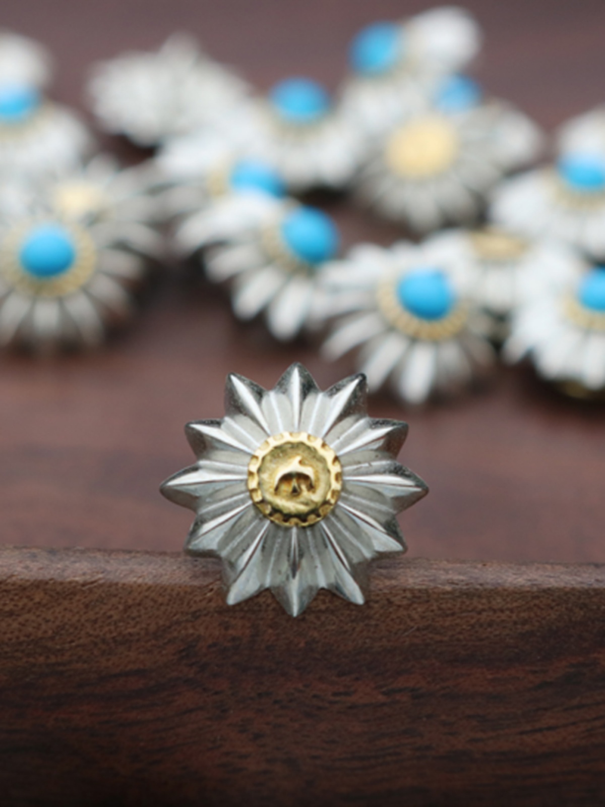 [SEIKO] RE-ENGRAVED GORO`S TAKAHASHI  TURQUOISE INLAID CHRYSANTHEMUM NAIL LEATHER ROPE LOCK BEAD CHRYSANTHEMUM BUCKLE