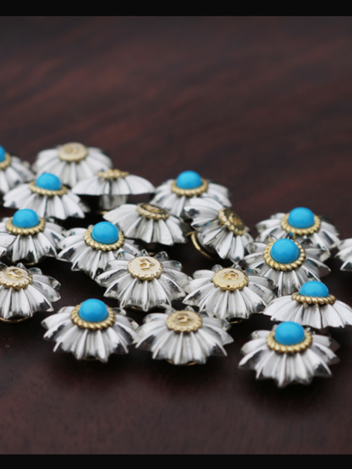 [SEIKO] RE-ENGRAVED GORO`S TAKAHASHI  TURQUOISE INLAID CHRYSANTHEMUM NAIL LEATHER ROPE LOCK BEAD CHRYSANTHEMUM BUCKLE
