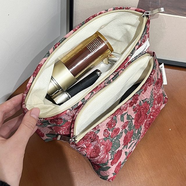ins新款复古暗红花朵提花布艺化妆包女士手拿包收纳拉链方包