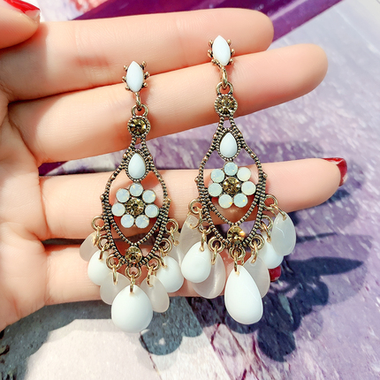Ethnic earrings, fashionable accessory, ethnic style, 2024 years, city style