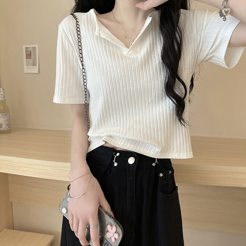 SUMMER WOMENS WEAR 2024 NEW CHIC HONG KONG FLAVOR SHORT SLEEVE SHOULDER T-SHIRT SHORT V-NECK TOP WOMENS DESIGN SENSE IS NICHE