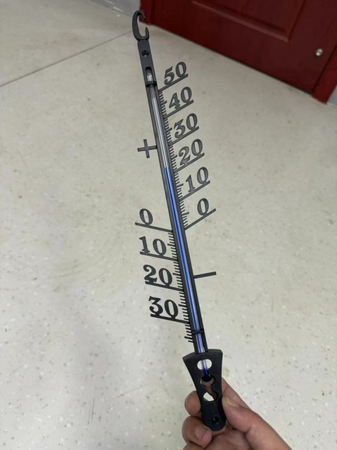 Thermometer wall-mounted household greenhouse high-precision accurate temperature measurement display indoor