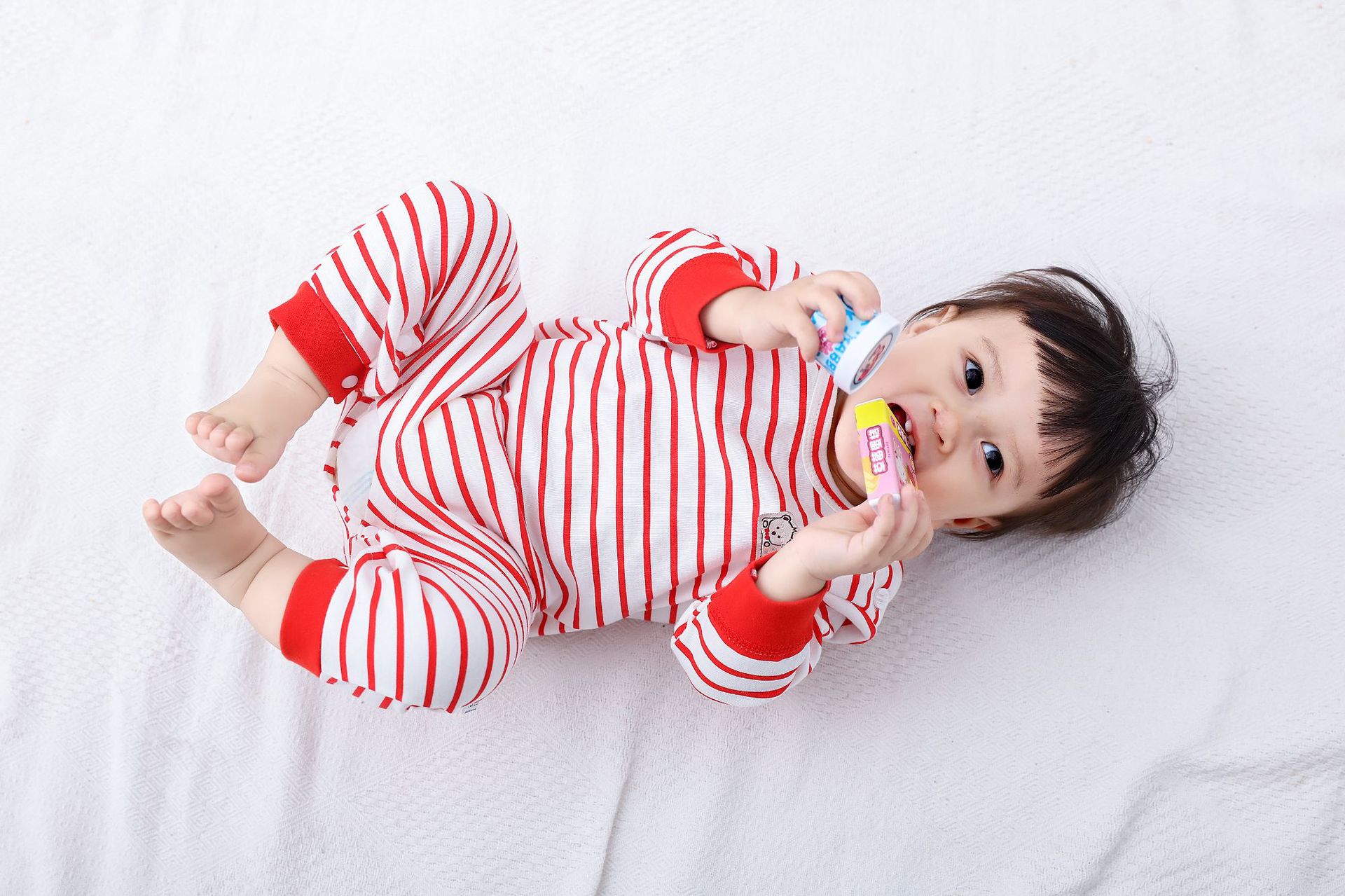 BABY ONESIES SPRING AND AUTUMN NEW CLIMBING CLOTHES MALE AND FEMALE BABY OPEN CROTCH HA CLOTHES NEWBORNS FOREIGN PAJAMAS AUTUMN CLOTHES TIDE