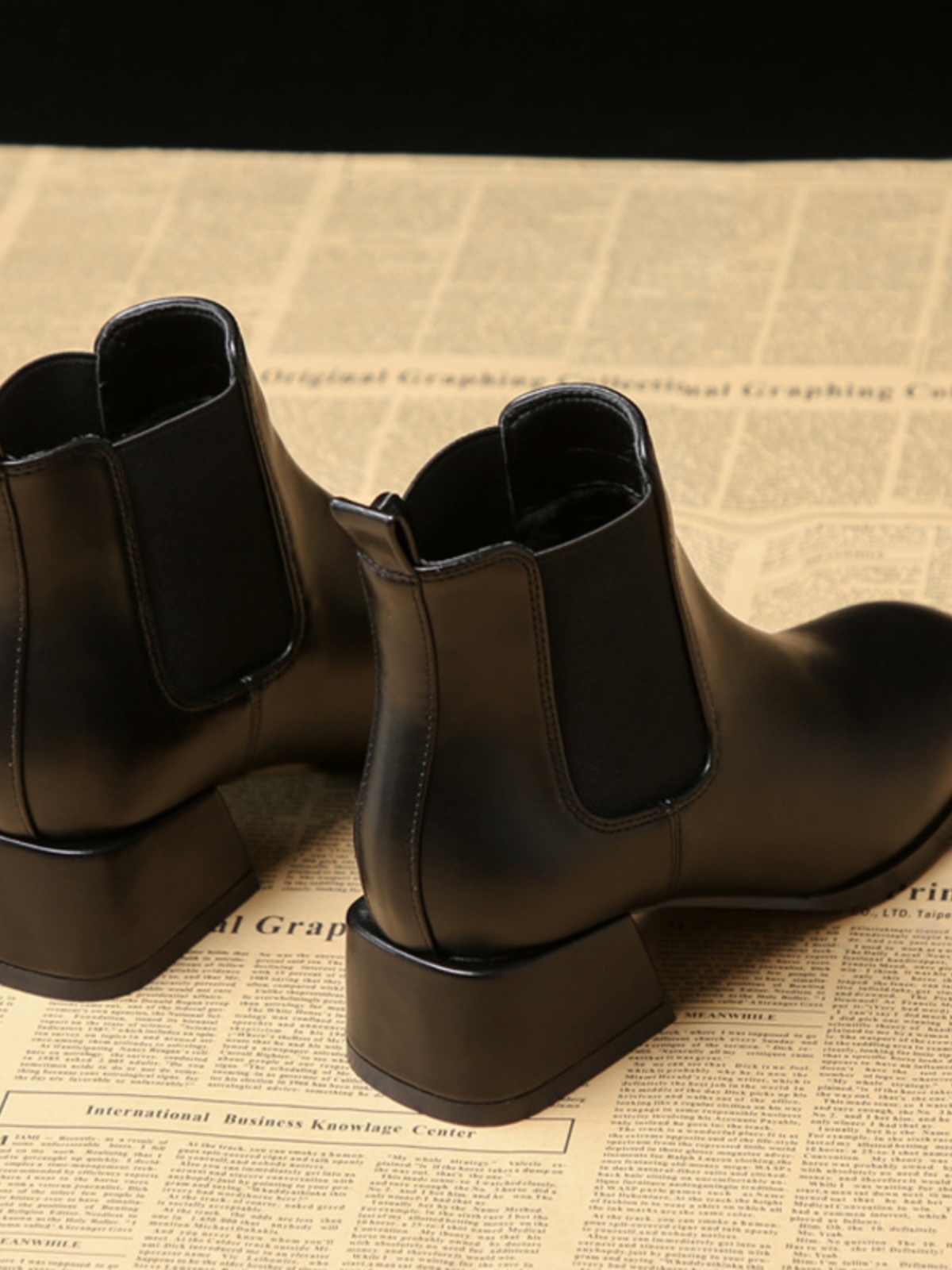 밀란 스튜디오 브리티시 스타일 두꺼운 힐 마틴 여성용 2024 뉴 미디엄 힐 소프트 보텀 첼시 여성용