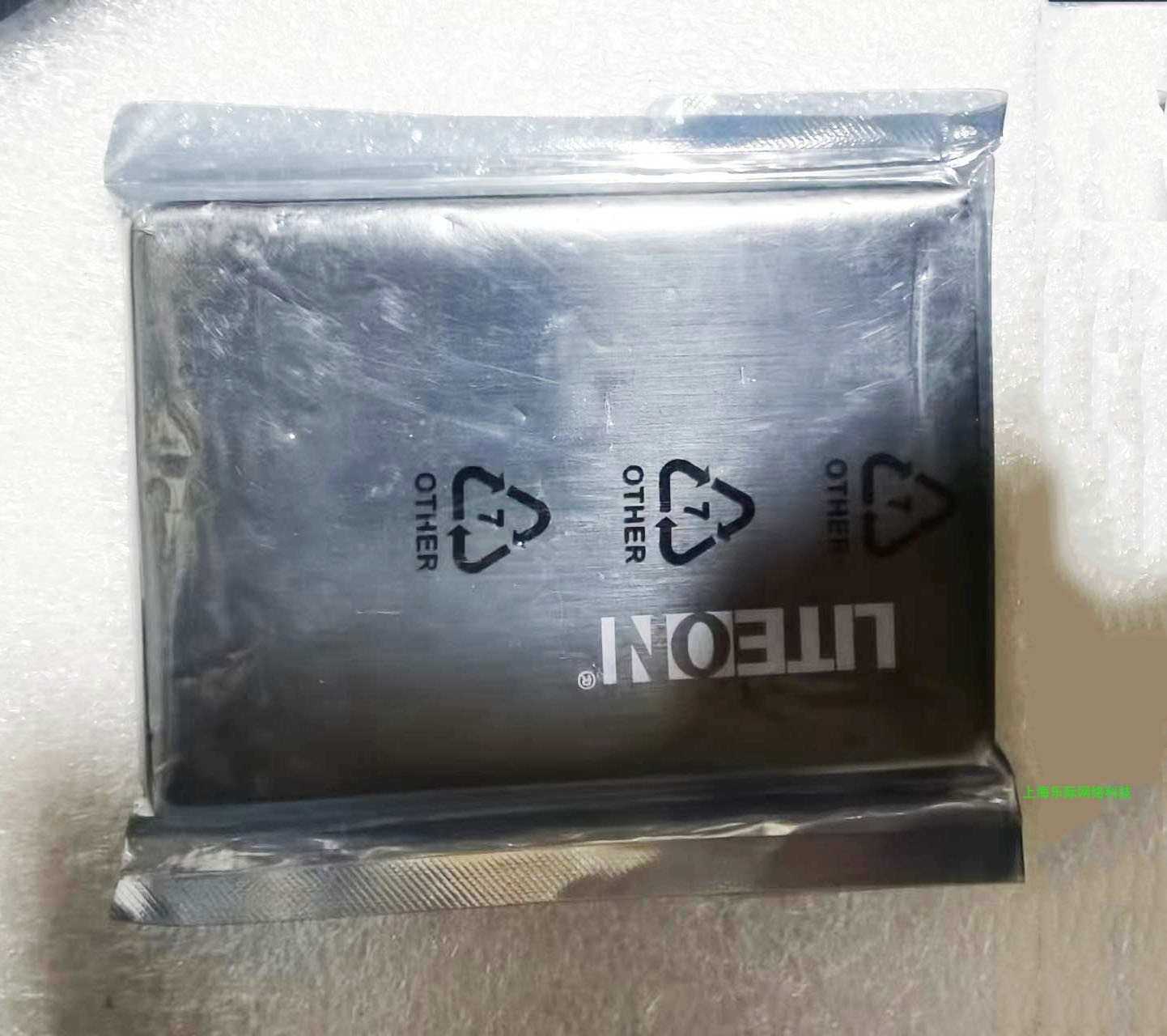 새로운 오리지널 LITEON LITEON RUISU T9 128G SSD 노트북 데스크탑 솔리드 스테이트 드라이브