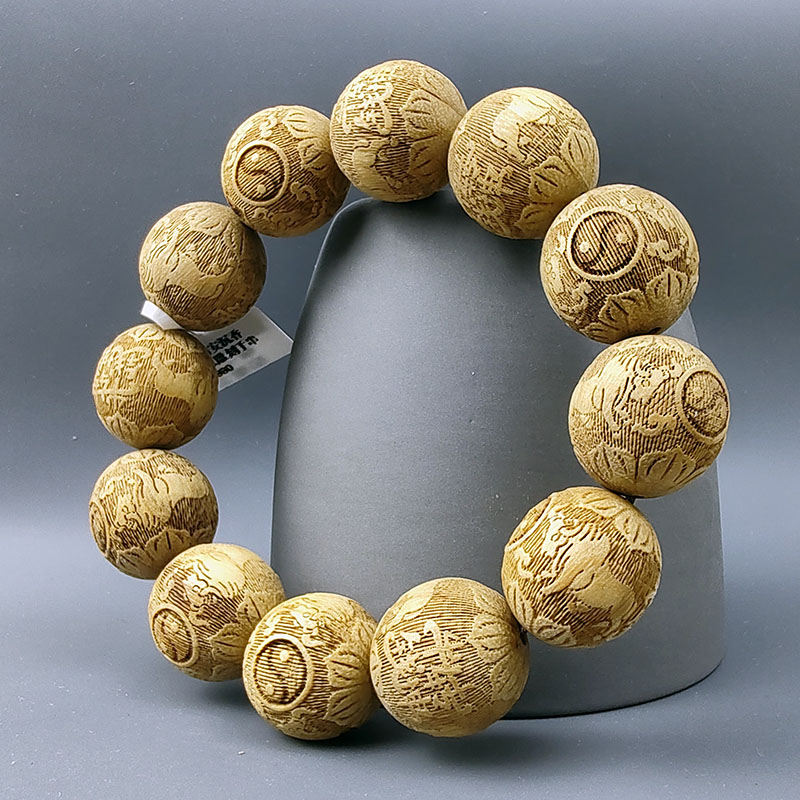 ILIAN 천연 침향목 팔찌 12개 19MM 세계를 돌리는 새겨진 구슬 인증서가 있는 28.65G 급증