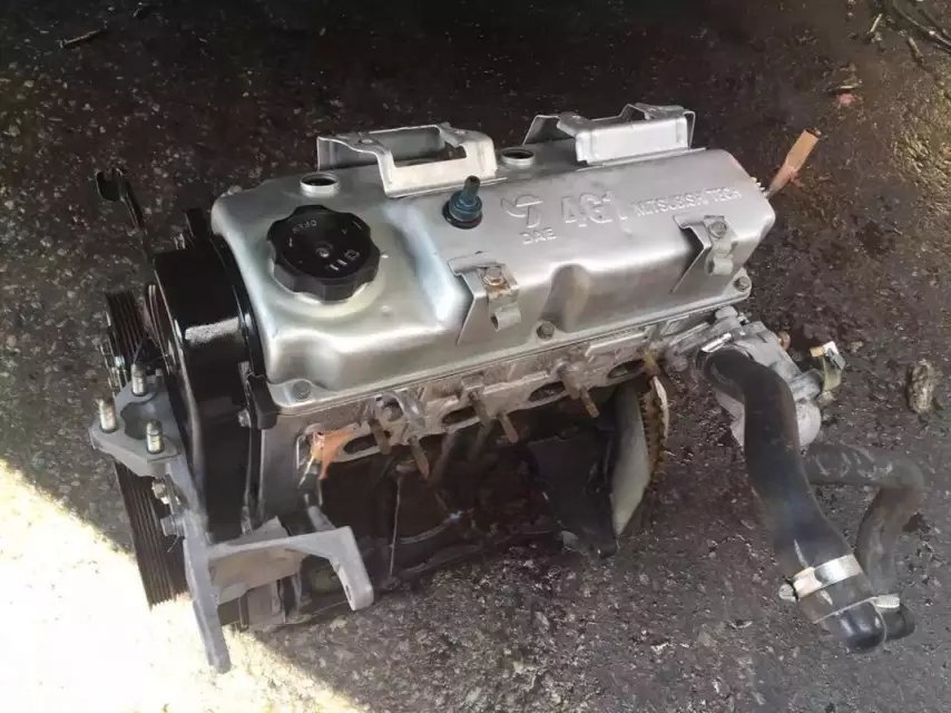 Imported Mitsubishi 4g18 BYD F3 L3 Hafei horse racing 4g15 lingshuai 1.5 DA471Q engine assembly