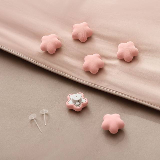 Quilt fixing device pinless fixing buckle removable household bed sheet quilt cover suitable for all seasons