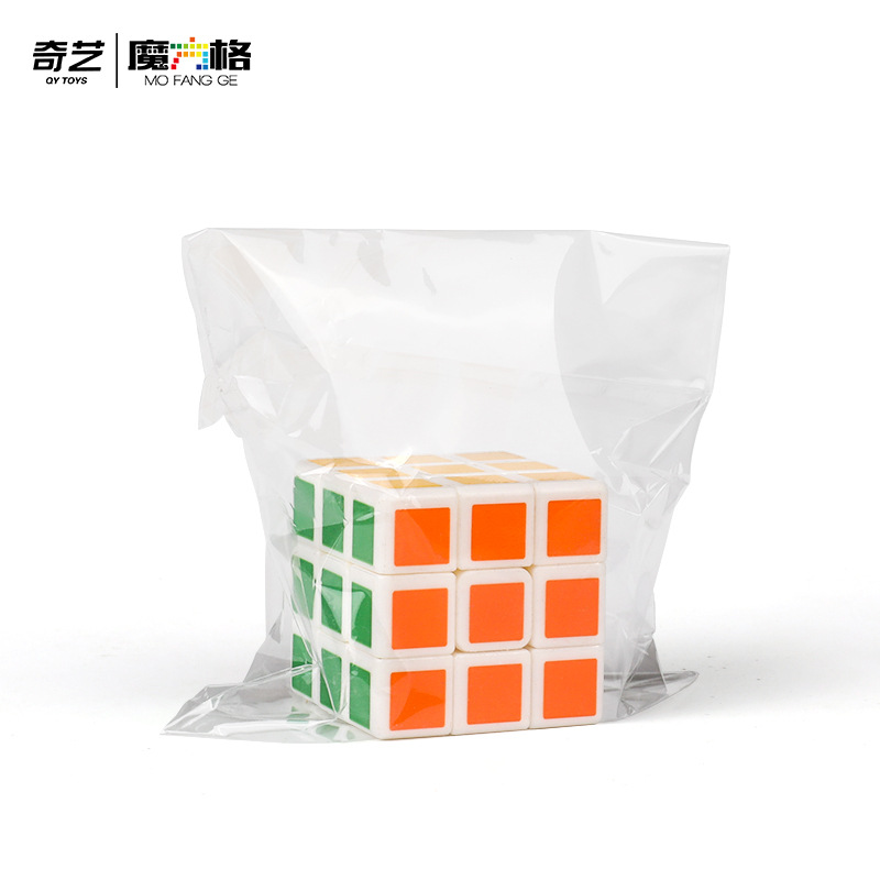 QIYI 3CM SMALL RUBIKS CUBE 3CM SMALL THIRD-ORDER BACKPACK PENDANT CAN ROTATE MINI TOYS FOR CHILDRENS PUZZLE PLAY
