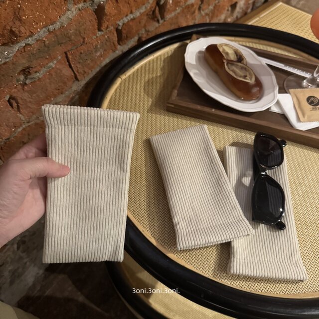 Advanced anti-wear series! Japanese burnt brown corduroy dustproof glasses storage portable sunglasses shrapnel pocket