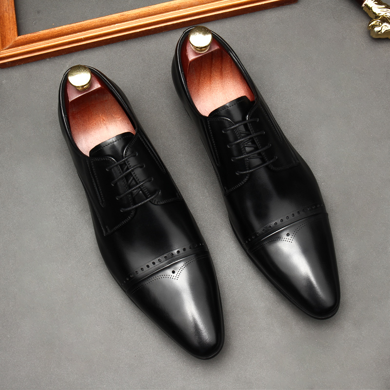 BLACK EUROPEAN VERSION OF MENS SHOES THREE-JOINT LEATHER SHOES MENS CARVED POINTED TOE FORMAL WEAR BUSINESS LEATHER BRITISH FASHION SHOES LACE-UP WEDDING SHOES