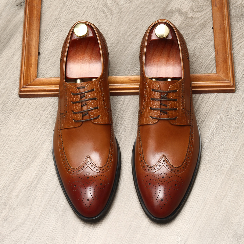 2021 NEW BROGUE LEATHER SHOES MENS LACE-UP COWHIDE BRITISH LEATHER BUSINESS FORMAL WEAR CARVED TREND DERBY SHOES