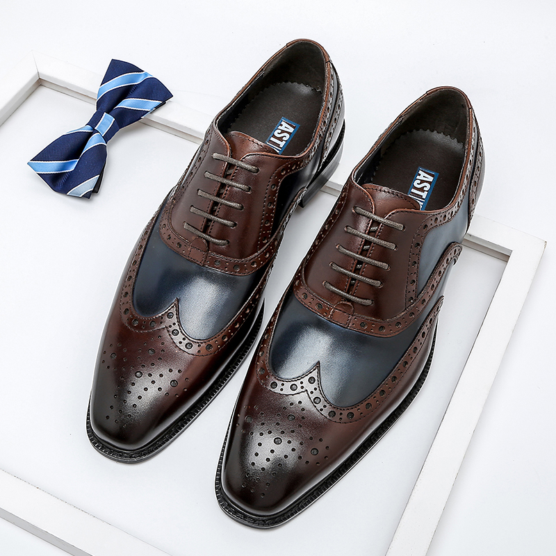 2021 NEW EUROPEAN AND AMERICAN BULLOCK MENS SHOES BRITISH CASUAL CARVED LEATHER SHOES MENS RETRO HANDMADE BUSINESS TREND LEATHER