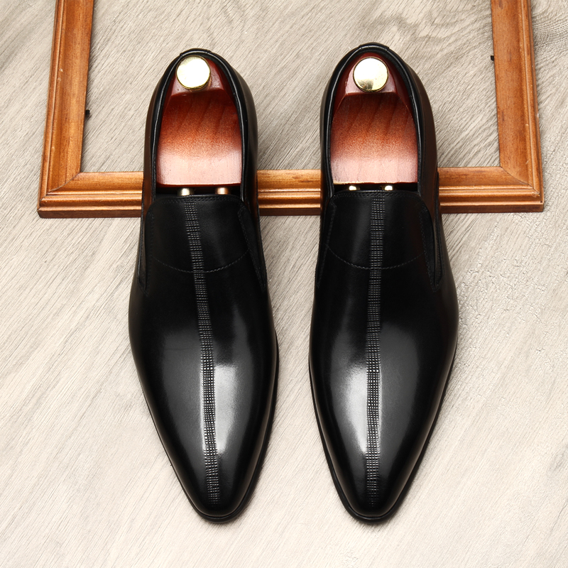 ONE FOOT PEDAL MENS POINTED TOE NEW MENS SHOES TOE LAYER COWHIDE BRITISH LEATHER SLEEVE BUSINESS FORMAL LEATHER SHOES MENS SLIM