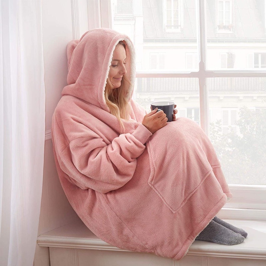 TVHUGGLEHOODIE PULLOVER FLEECE JACKET HOODED OUTDOOR COLD WARM LAZY TV BLANKET DRESSING GOWN FEMALE