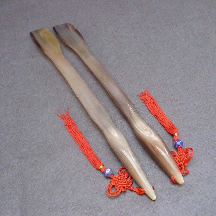 무료 배송 공장 직접 판매 순수한 손으로 광택 전체 흰색 버팔로 경적 구둣주걱 흰색 구둣주걱 길이 30-34 CM
