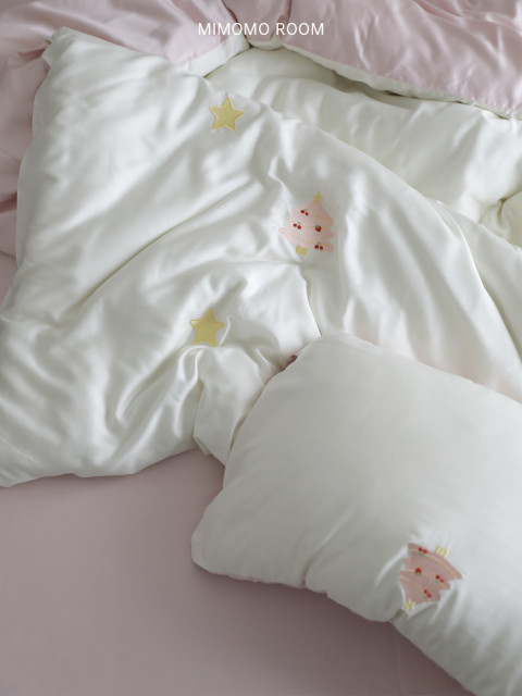 Pink Star Tree @ Cool 60-piece orchid-freshing tiny embroidery bed four-piece set summer sheet quilt cover bed cover new