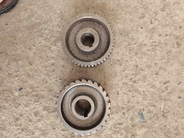 Bamboo wire drawing machine accessories rubber wheel cast iron wheel quenching wheel carburizing wheel large quantity free shipping 13868296492