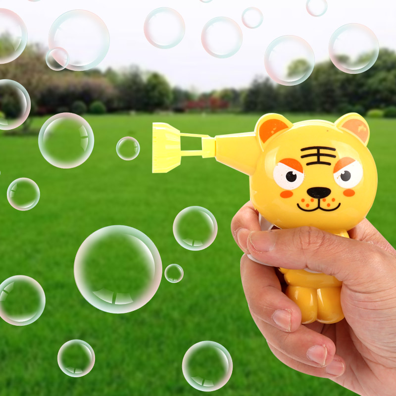 CHILDRENS TOYS CARTOON MANUAL BUBBLE GUN BLOWING BUBBLE INERTIA SUMMER STALL  PRODUCTS