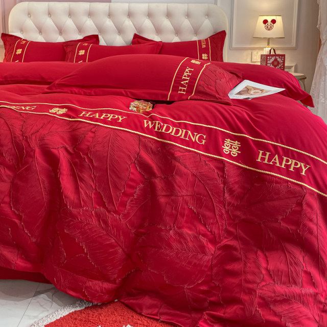 Simple Chinese wedding wedding four-piece set big red C sheet quilt cover newlywed S bedding Wedding room