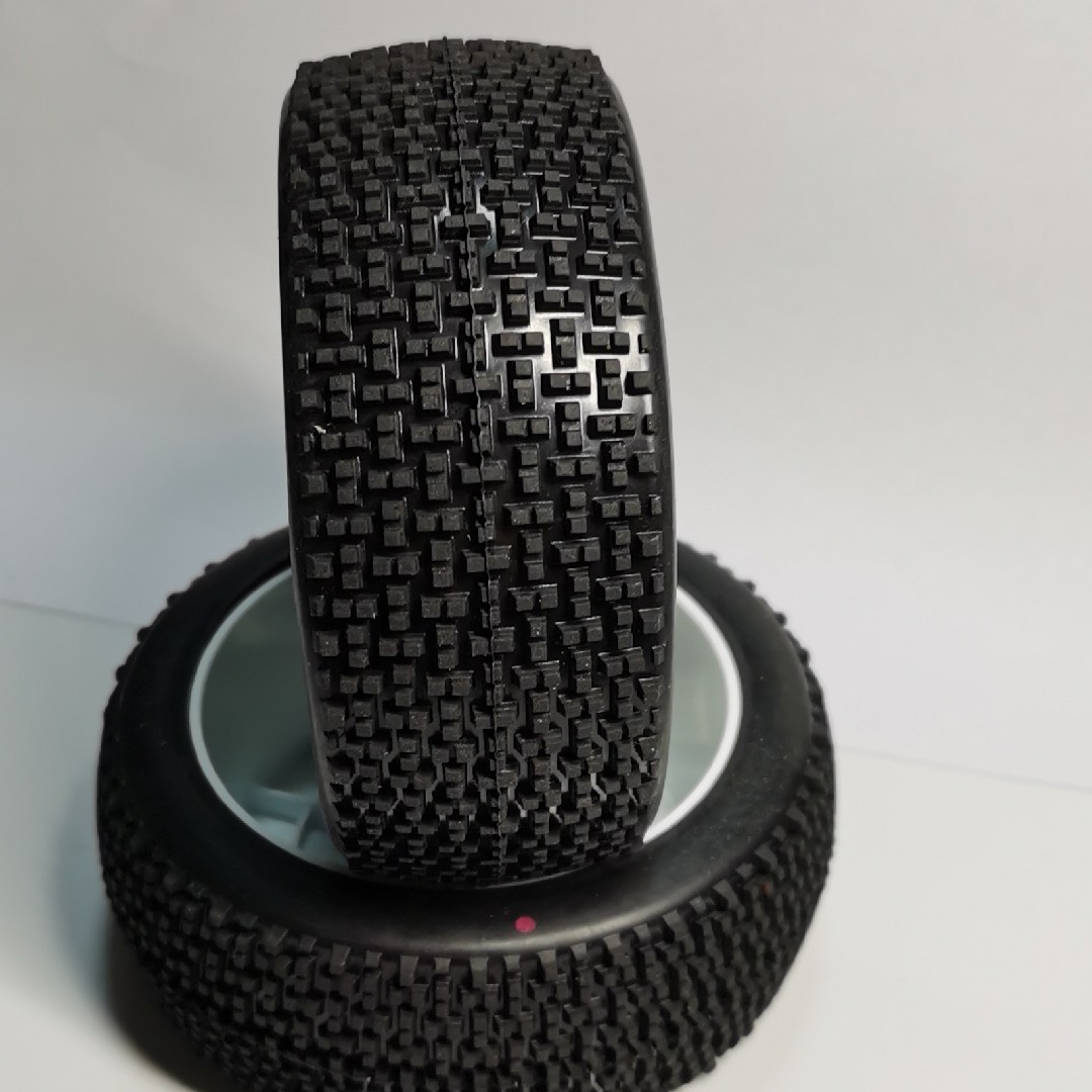 CASTER 1 8 OFF-ROAD TIRE CR-5-003-A24F SOFT SUPER SOFT [2 PCS] AKA OEM