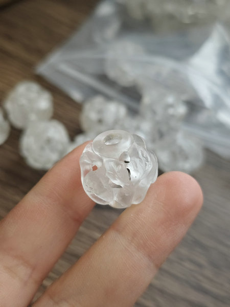 几十年天然白水晶镂空仙鹤珠散珠单颗DIY辽金工手工雕刻朝珠