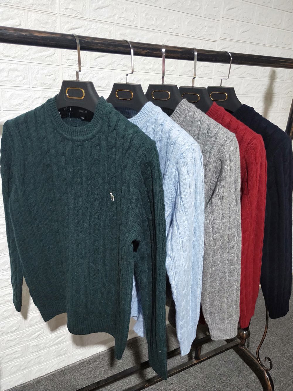 한국 대학 스타일 겨울 신상 하기스 남성 퓨어 울 캐주얼 니트 스웨터
