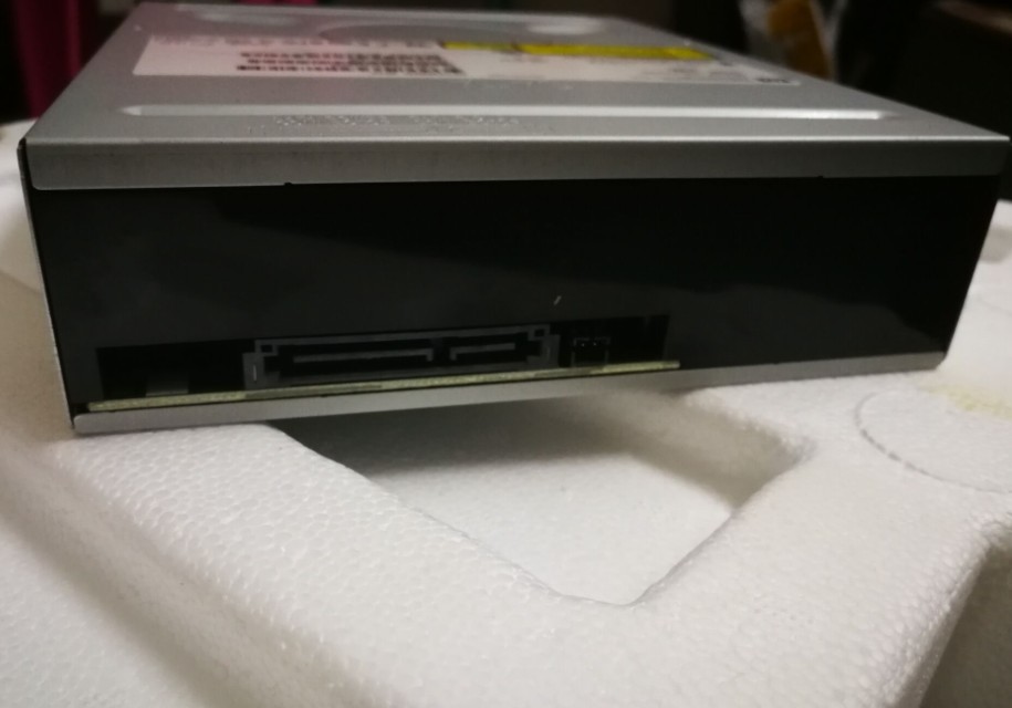 LG HP 블루레이 드라이브 블루레이 플레이어는 3D 재생을 지원하고 DVD 굽기를 지원하며 무료 배송이 내장되어 판매됩니다