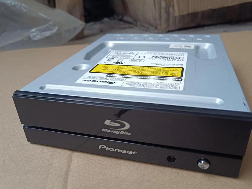 미개봉 원본 PIONEER 16단 블루레이 버너 데스크탑 내장 SATA 직렬 포트 굽기 광학 드라이브는 4K를 읽습니다