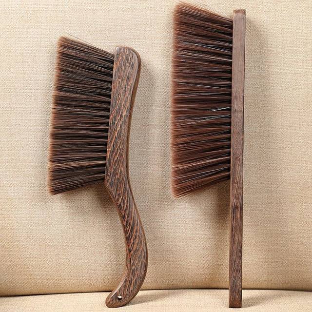 Internet celebrity chicken wenge wood wood household solid wood soft brush encrypted sweeping bed garden tool accessories broom sweeping bed removal
