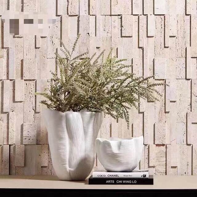 Abstract personalized ceramic vase coffee table wine cabinet desktop model room sales department exhibition hall flower arranging device soft decoration decoration