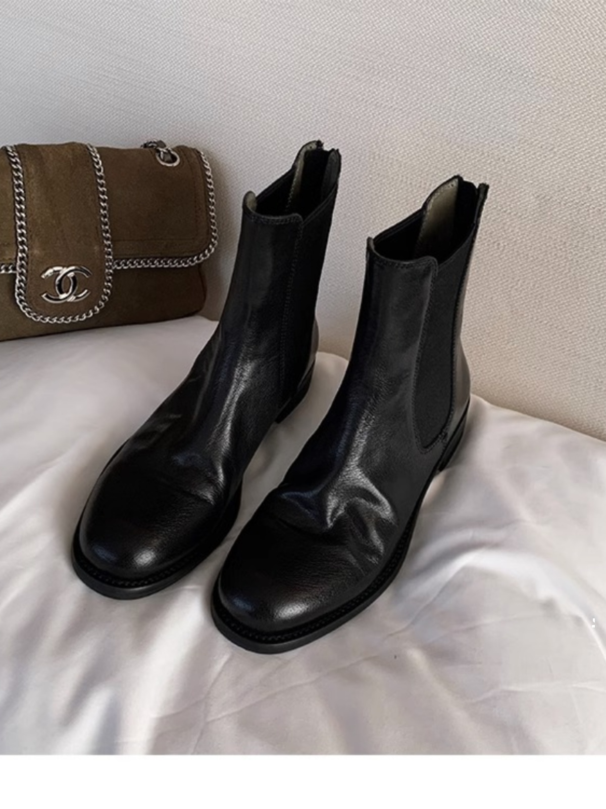 COWHIDE CHELSEA BOOTS AUTUMN WINTER LEATHER VINTAGE DISTRESSED PLEATED BOOTS FRIED STREET BOOTIES THICK-SOLED CHIMNEY MARTIN BOOTS
