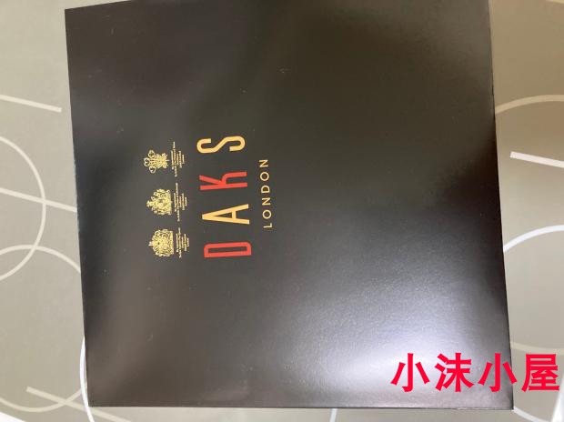 JAPANESE AUTHENTIC DAKS SILK COTTON HANDKERCHIEF SQUARE SCARF HANDKERCHIEF GORGEOUS DARK PATTERN OUT-OF-PRINT COLLECTION CHRISTMAS GIFT