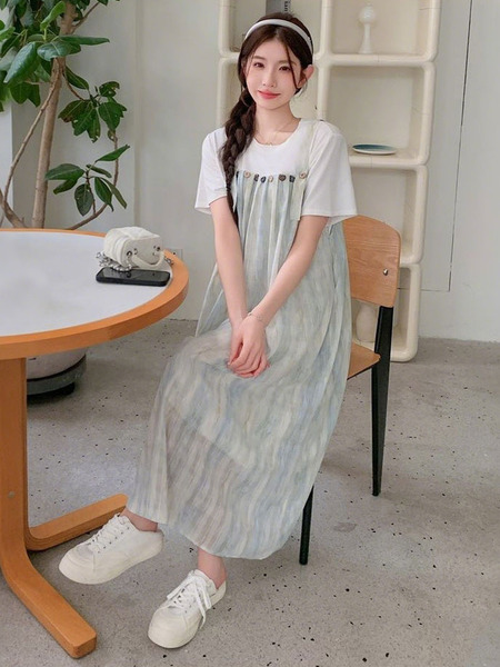 孕妇连衣裙2026新款夏季韩版时尚减龄假两件拼接吊带裙宽松孕妇装 — 2