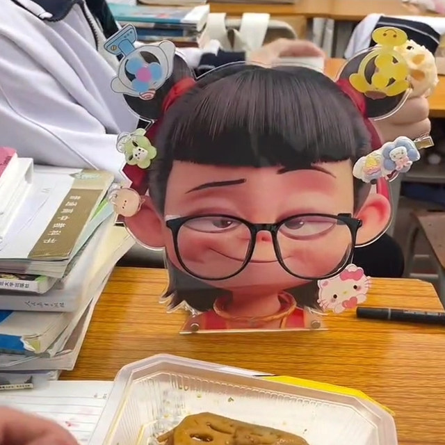 Nezha: Devil Child's New Peripheral Stand Multifunction Nezha Glasses Frame Cartoon Acrylic Desktop Ornament
