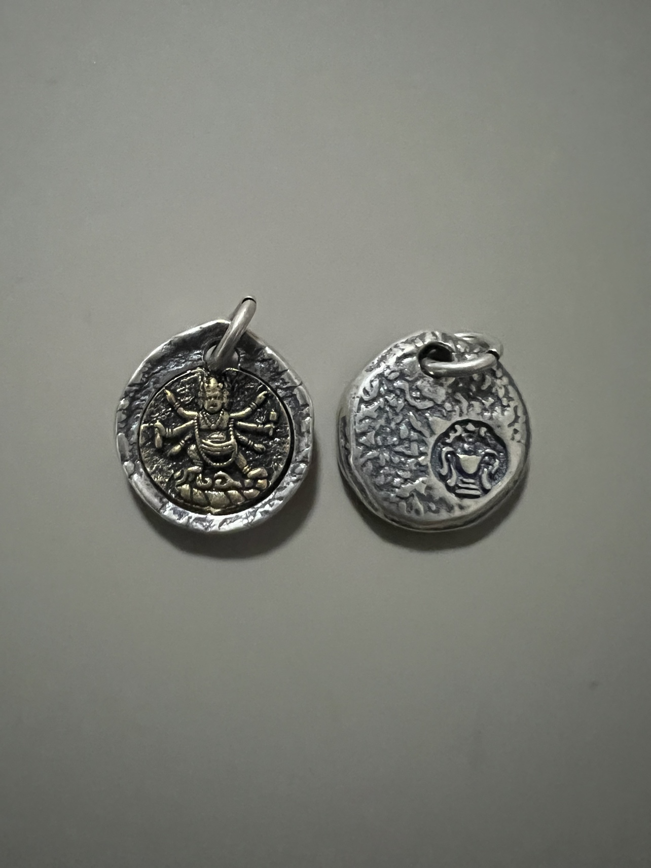 대형 전성기 측면 걸이 크기 17X14X3MM 소재 S 는 매력 작은 물방울 문화 장난감 액세서리로 사용할 수 있습니다