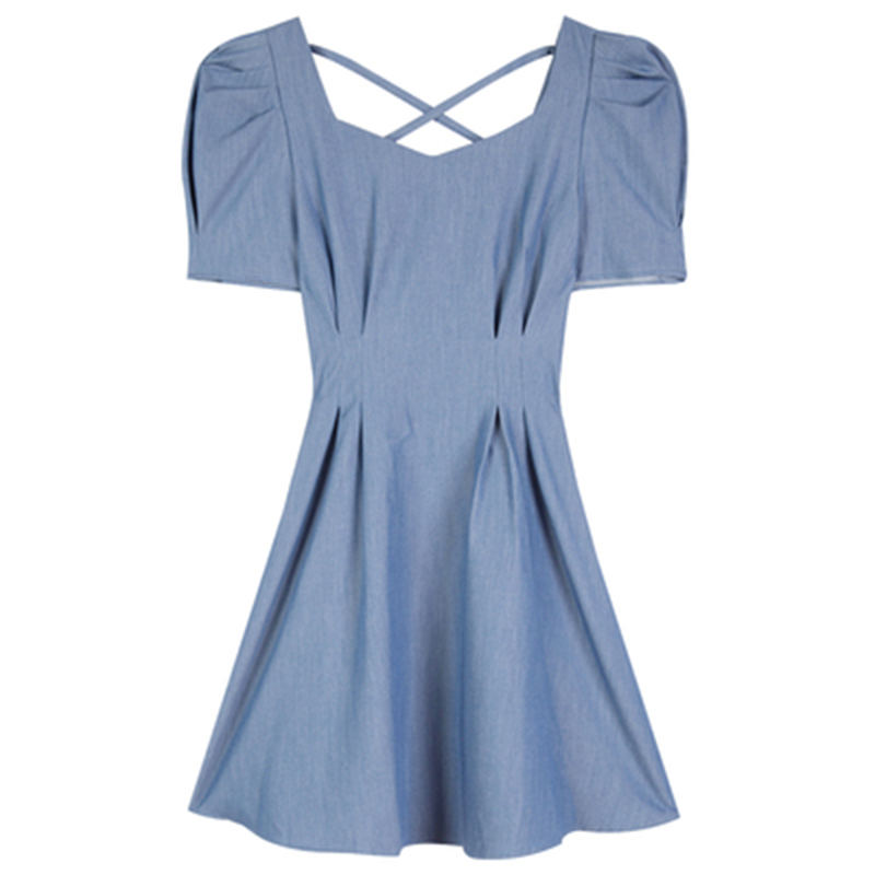 HEPBURN STYLE CINCHED WAIST LITTLE BLACK DRESS 2024 SUMMER SALTY SWEET LITTLE MAN PLEATED SQUARE NECK SEXY BACKLESS DRESS