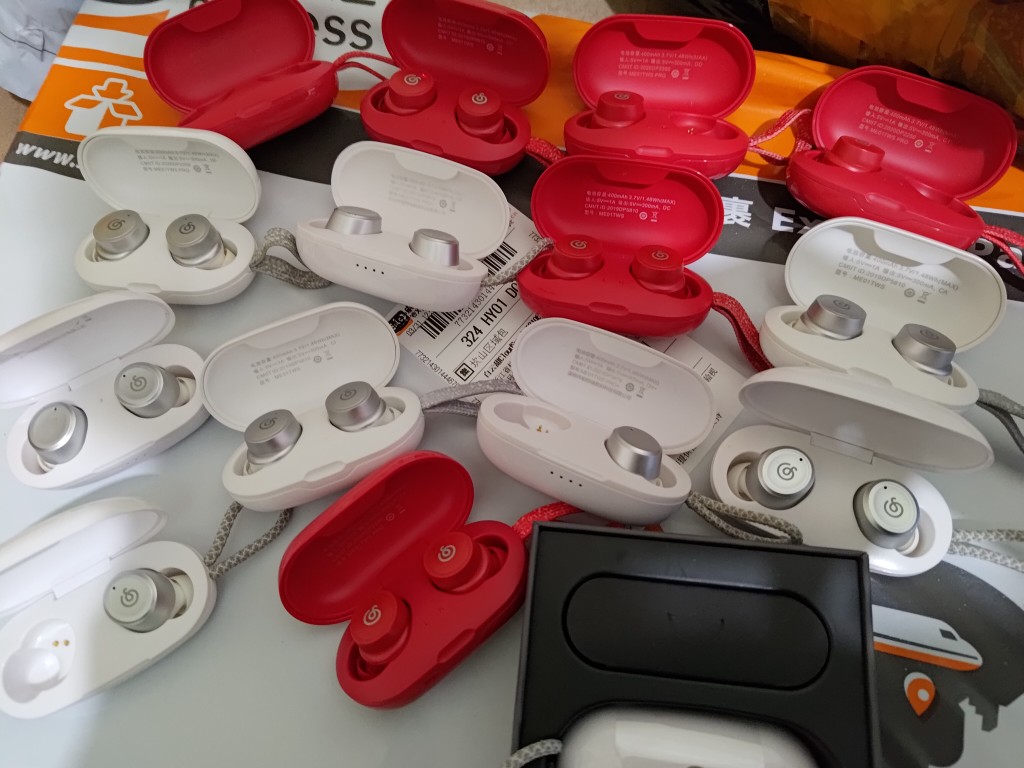 NETEASE CLOUD ME01TWS 이어버드 PRO PRO+ BLUETOOTH 헤드셋 단일 귀 및 이중 귀 충전 공간. 분실된 리필