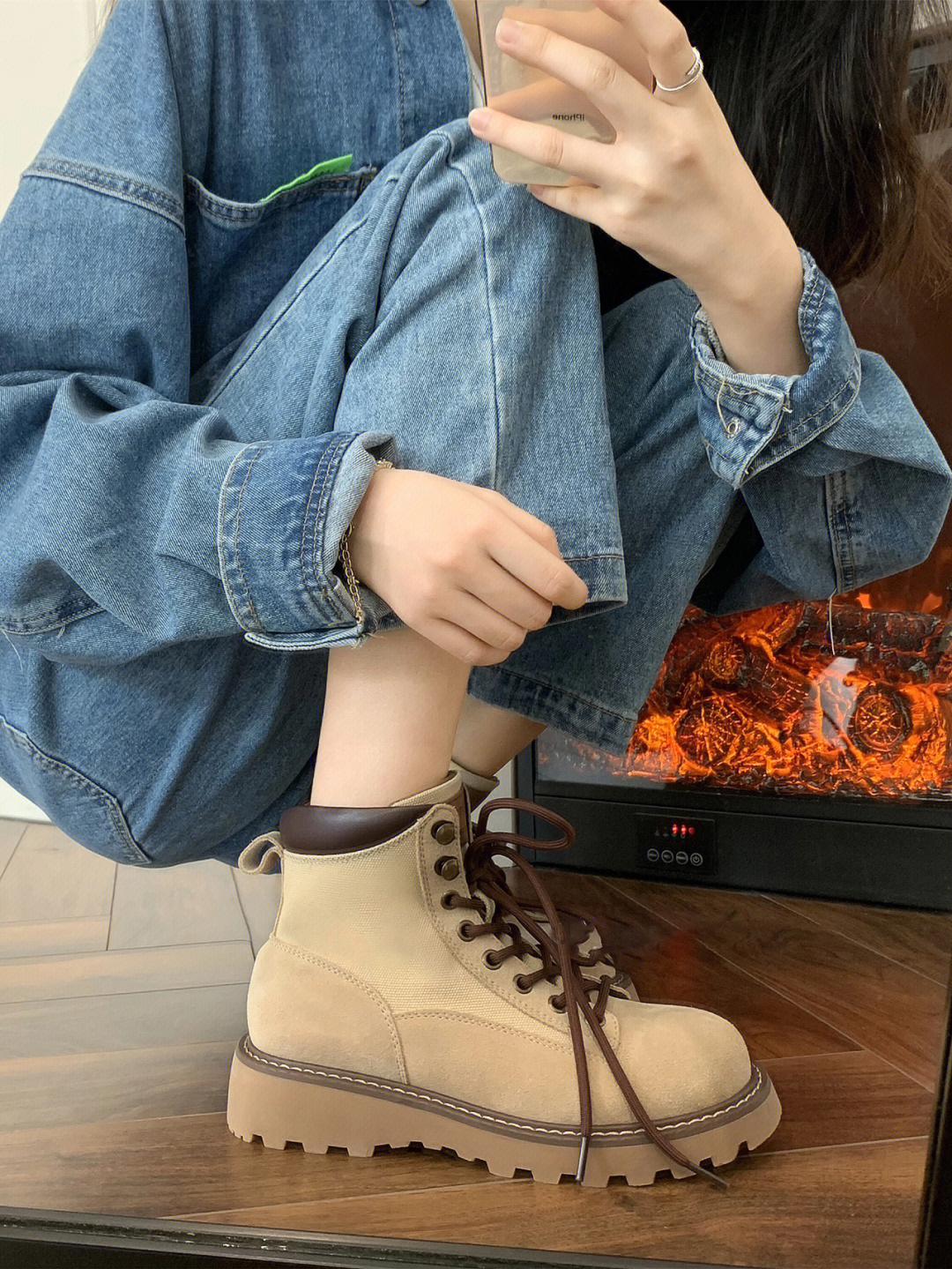 CVBK BIG YELLOW BOOTS FOR EVERYTHING  GIRL BI PAN  THE MATERIAL IS UNIQUE WATERPROOF ANTI-FOULING AND ANTI-SLIP